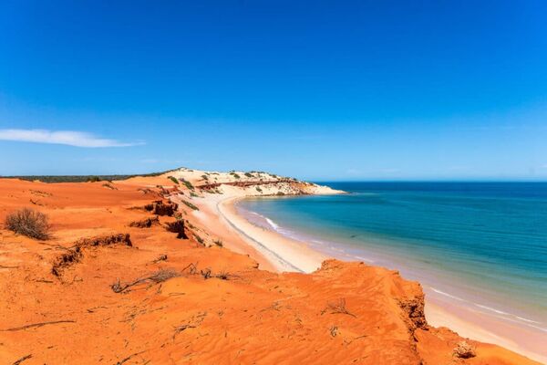 Während unserer Rundreise in Australien erleben wir am Ningaloo Reef unterschiedliche Naturphänomene.
