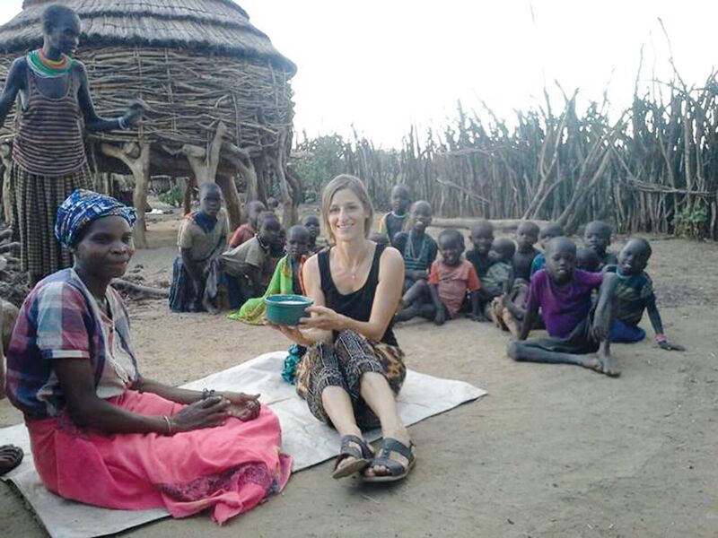 Unsere Reiseleiterin kennt sich gut im Norden Ugandas aus