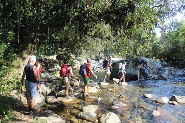 Über den Isthmus von Panama gelangt man nur mit einigen Flussüberquerungen