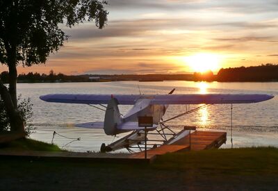 Am Lake Hood beschliessen wir unsere unvergessliche Alaska Reise mit einem schönen Sonnenuntergang.