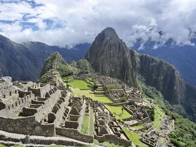 Eines der schönsten Sehenswürdigkeiten in Peru ist Machu Picchu