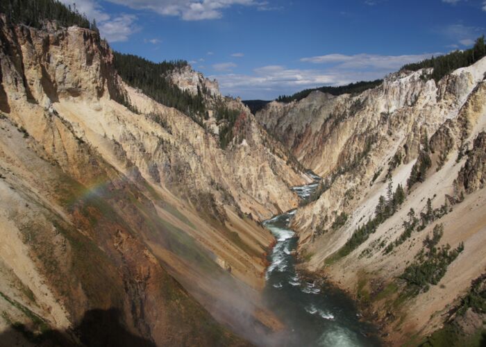 Im Yellowstone Nationalpark gibt es auch Raftingmöglichkeiten