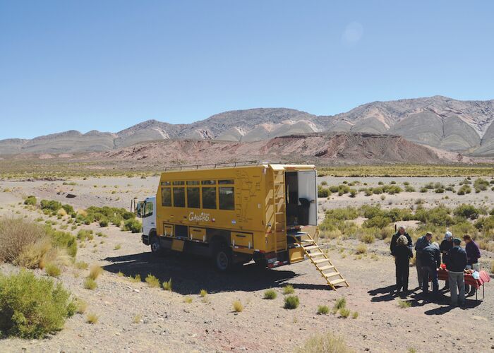 Mittagspause bei der Truckreise durchs Altiplano