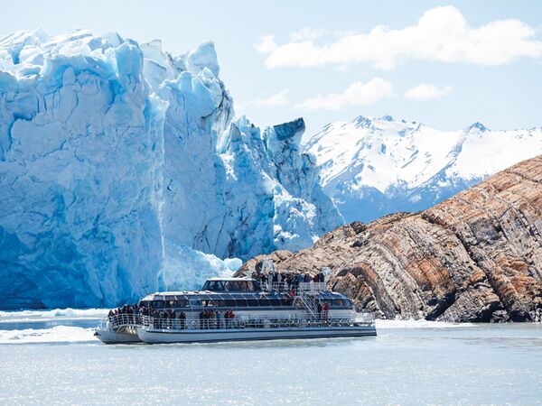 Ein lohnender Ausflug zum Perito Moreno Gletscher ist eine Bootstour
