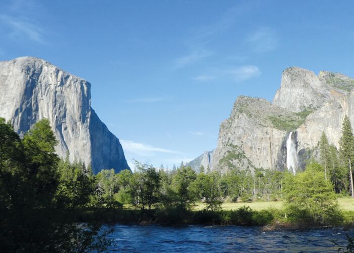 Eine der Sehenswürdigkeiten im Yosemite Valley in der Sierra Nevada