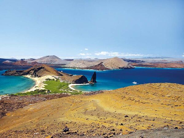 Wanderung um zum berühmten Aussichtspunkt über die Insel Bartolome zu kommen