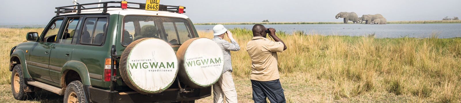 Uganda bietet zahlreiche Möglichkeiten um Tiere hautnah zu erleben und zu beobachten